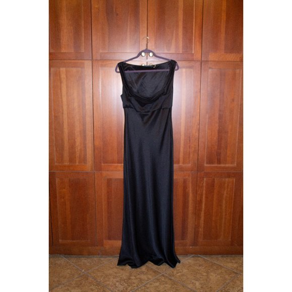 Tahari Dresses & Skirts - GIVE GLAMOUR with Bias Cut Black Satin by TAHARI (Size 14)